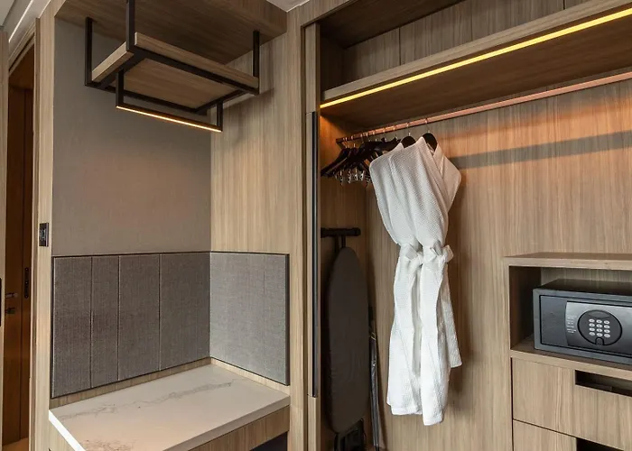 Carlton Sukhumvit ホテル 5*